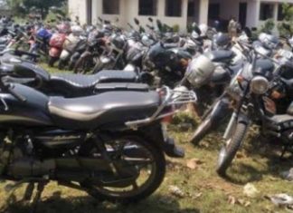 ലോക്ക് ഡൗൺ ലംഘനം; ഇന്നലെ 52 കേസുകൾ