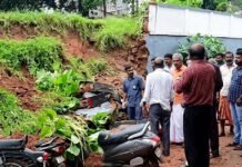 കനത്ത മഴ; മദർ ആശുപത്രിയുടെ ചുറ്റുമതിലിടിഞ്ഞ് വീണ് നിരവധി ഇരുചക്ര വാഹനങ്ങൾ തകർന്നു.